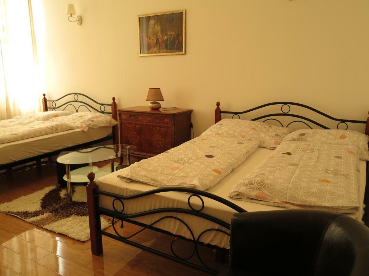 Small Luxury Kapitol Apartment Wien
